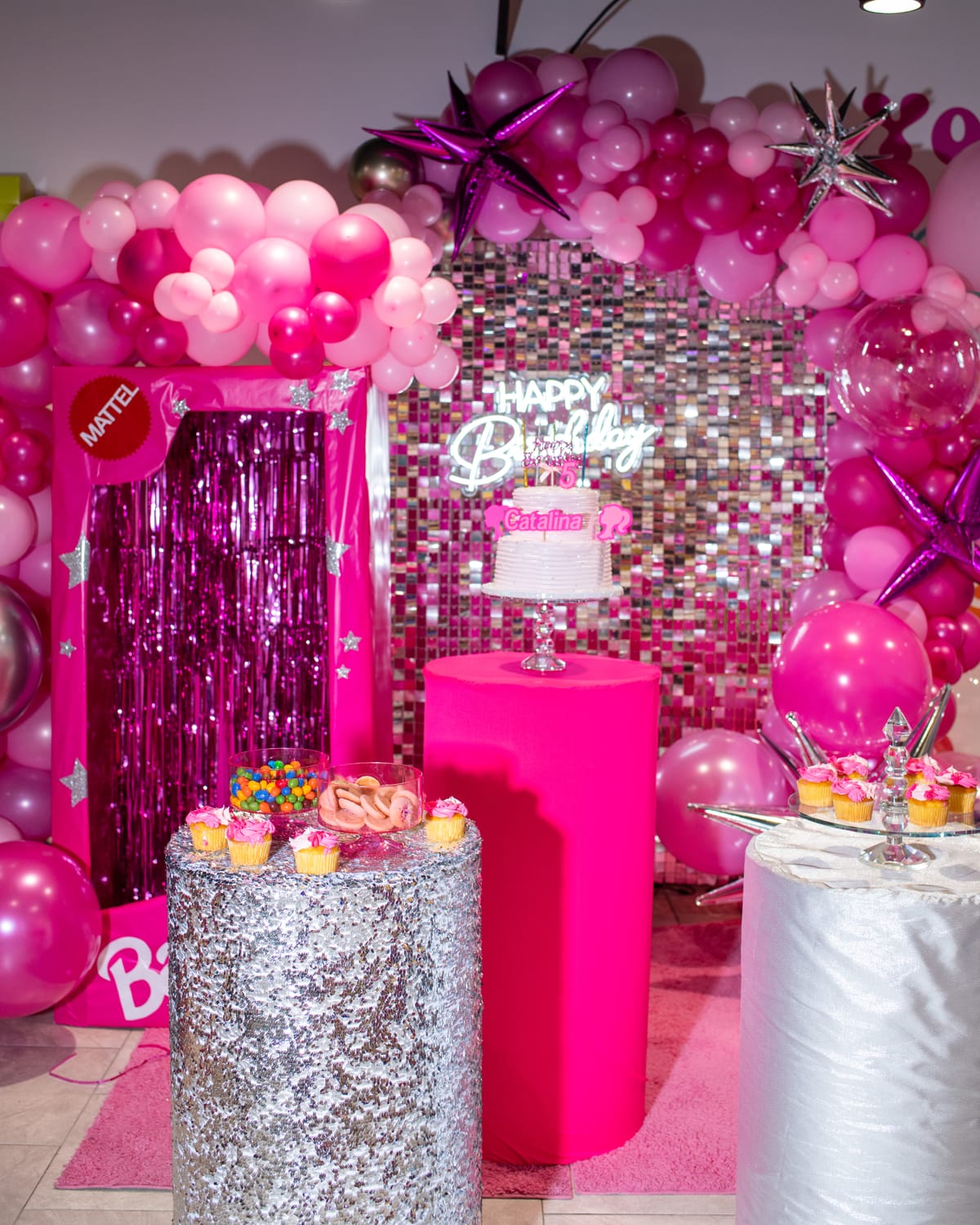 Barbie 6th fiesta de cumpleaños suministros y decoraciones de ramo